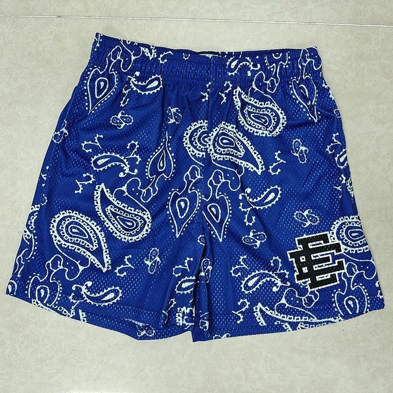 Design Tree Branch Print Black Shorts - 11