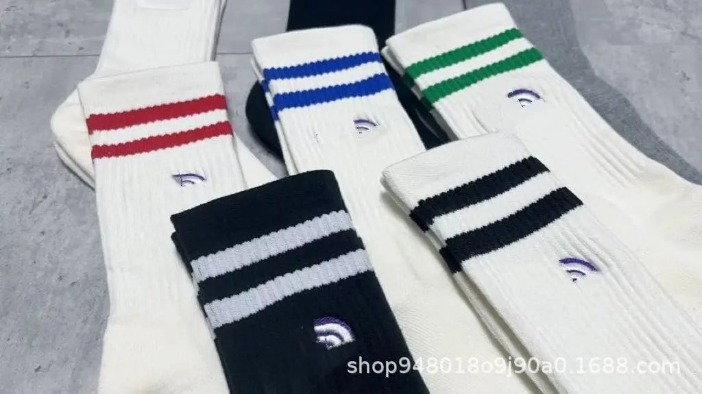 Design Classic Stripe Crew Socks Black / White - 7
