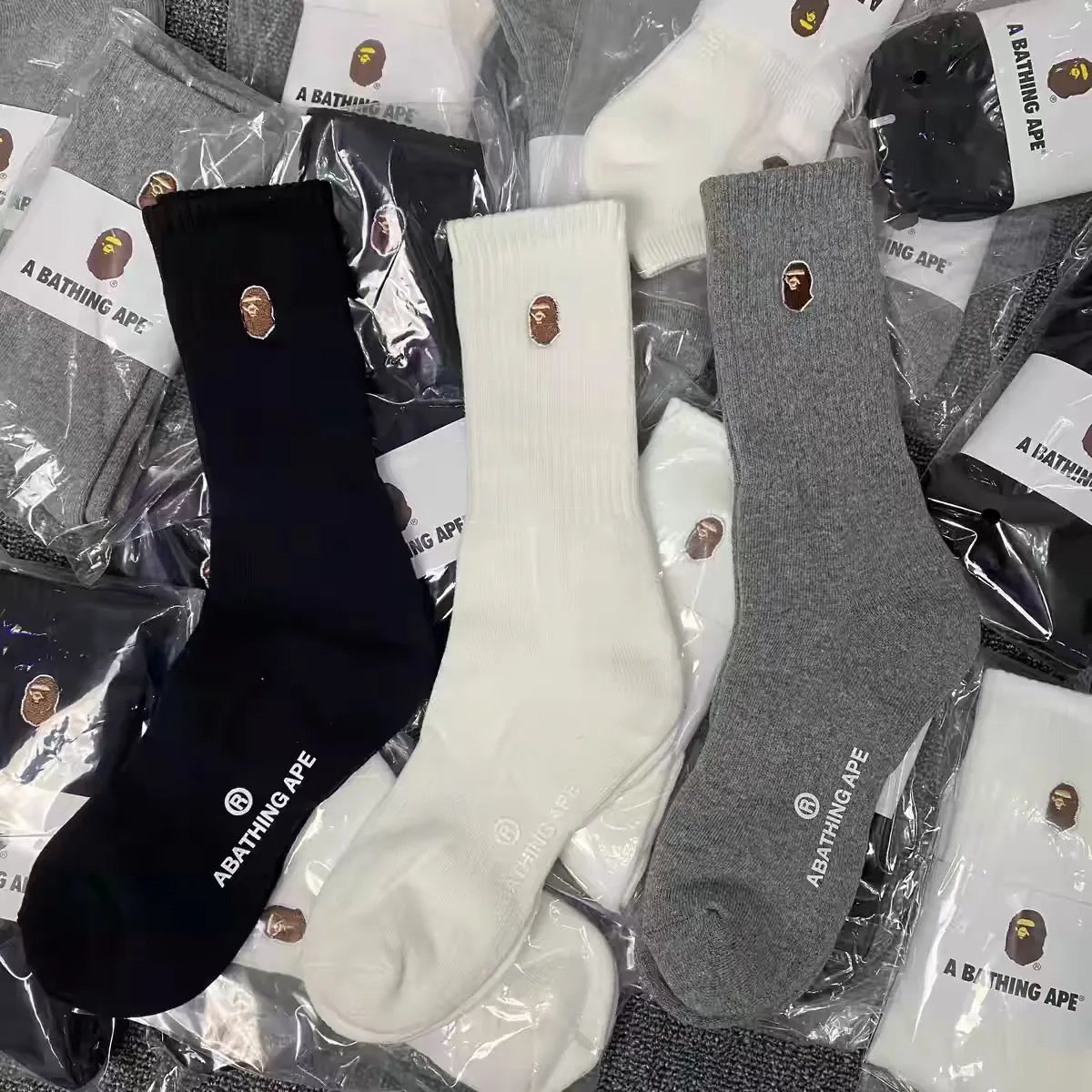 A Bathing Ape Classic Ape Head Embroidered Socks White - 3