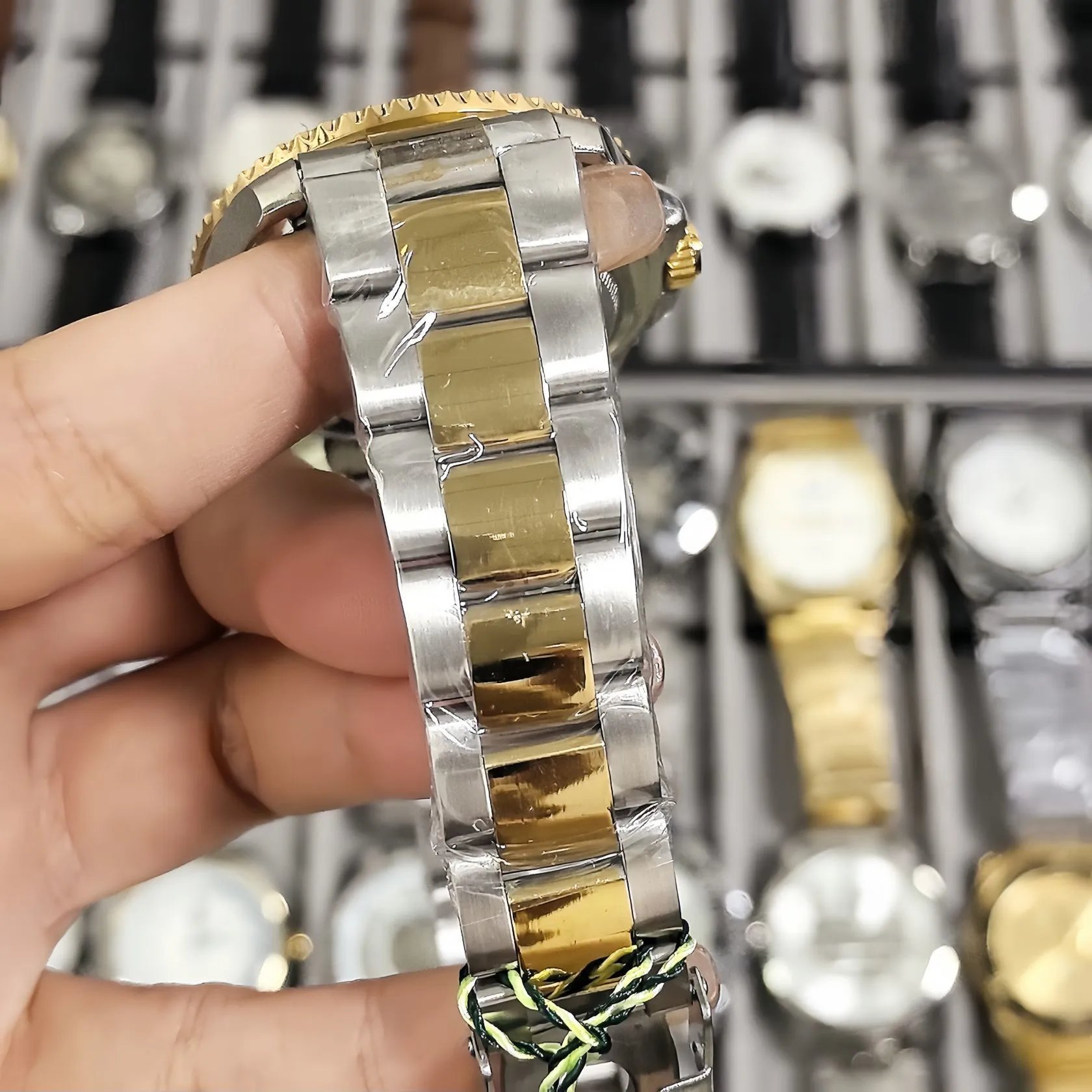 Rolex Submariner Gold Dial Black Bezel Mechanical Watch Watches - 6