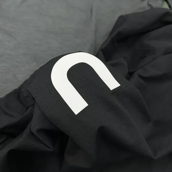Design Minimal Logo T-Shirt Charcoal Gray T-Shirt - 5
