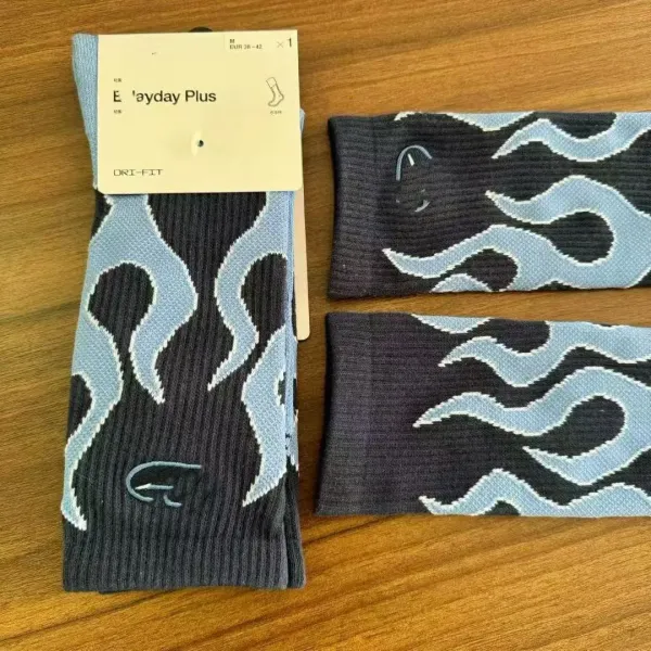 Nike Pliay Plus Flame Print Crew Socks Multicolor - 7