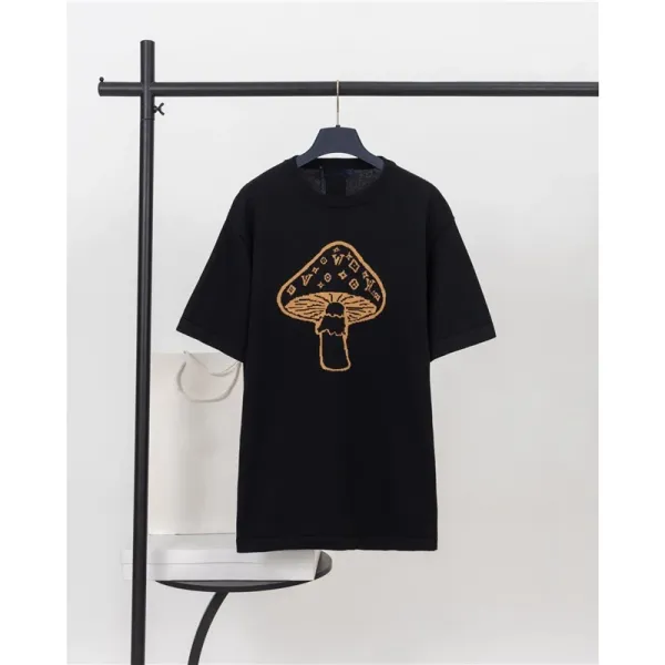 Design Mushroom Embroidered Black T-Shirt - 1