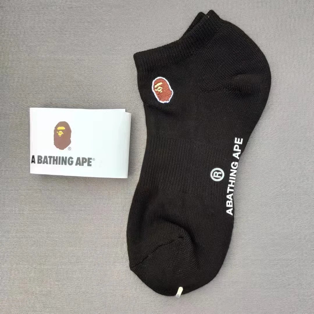 A Bathing Ape Classic Ape Head Embroidered Socks White - 4