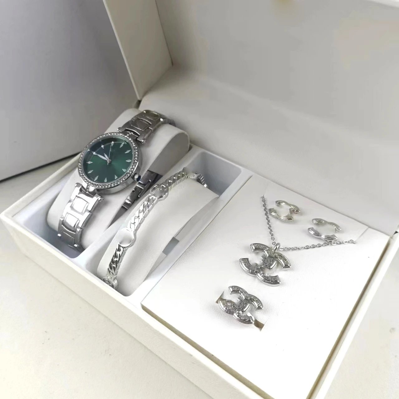 Design Silver-Tone Crystal-Embellished Watch and Jewelry Set Black Dial Accessories - 5