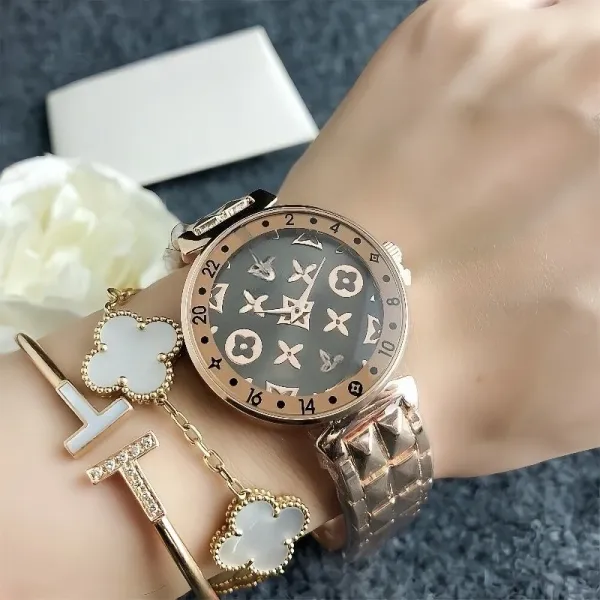Louis Vuitton Monogram Dial Quartz Watch Silver Gray Watches - 6