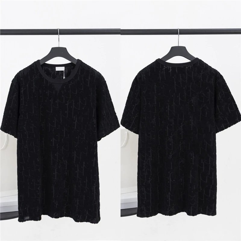 Design Oblique Print Black T-Shirt - 1