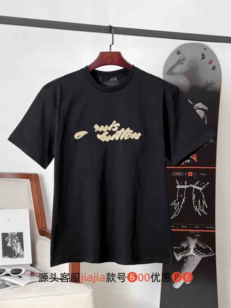 Design Embroidered Script Logo Black T-Shirt - 1