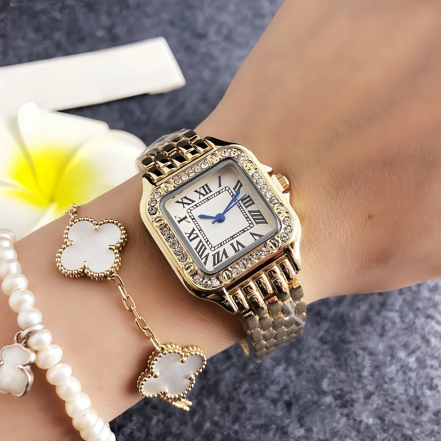 Design Square Dial Crystal-Embellished Gold Watch Watches - 8