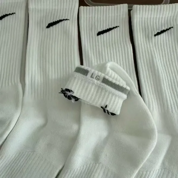 Nike Swoosh Crew Socks White - 7