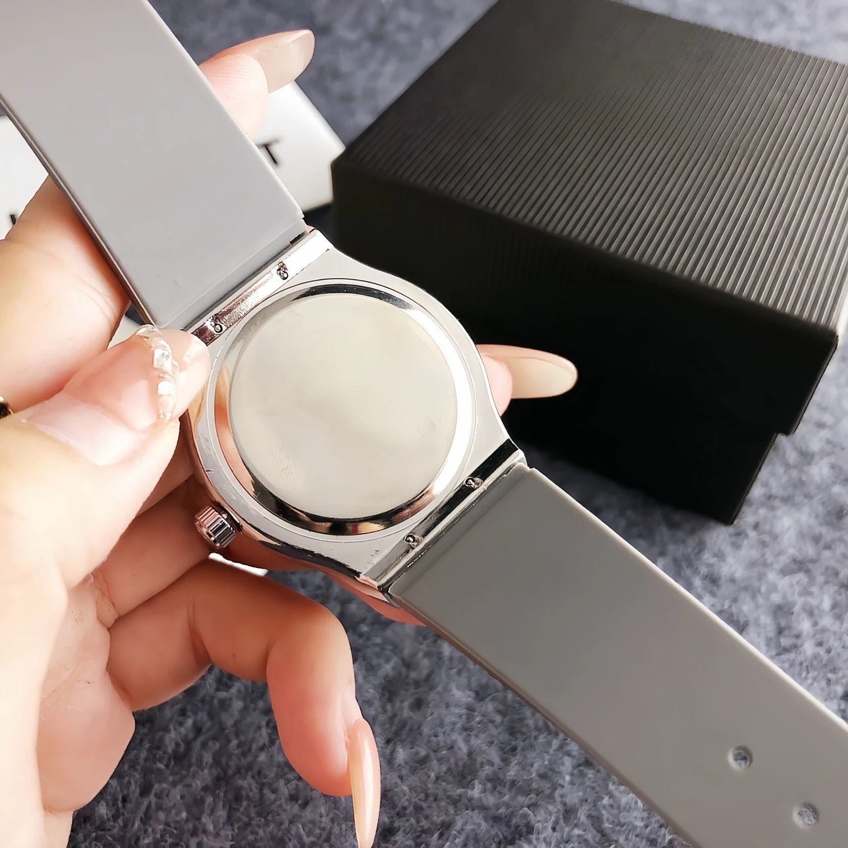 Hublot Classic Fusion Automatic Silver Dial with Baguette-Cut Crystal Bezel Watch Watches - 16