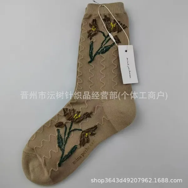 Design Embroidered Floral Black Socks - 4