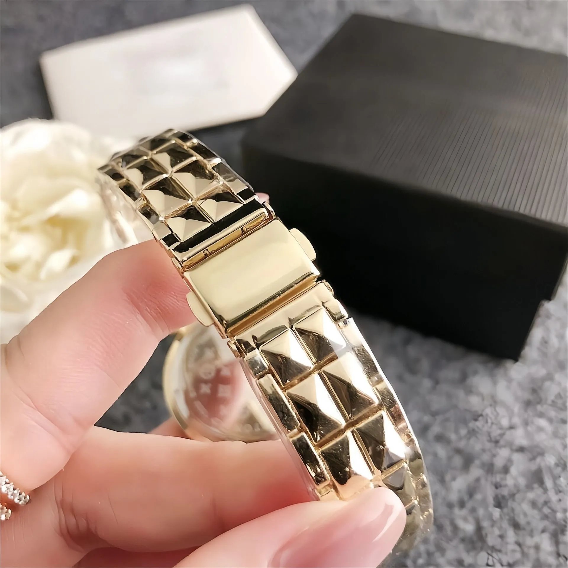 Louis Vuitton Monogram Crystal Dial Gold-Tone Quartz Watch Watches - 8