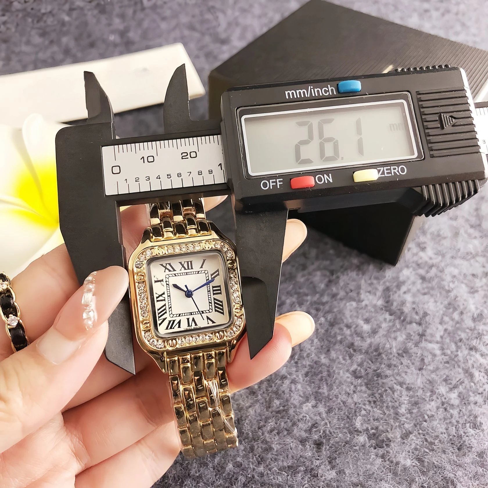 Design Square Dial Crystal-Embellished Gold Watch Watches - 12