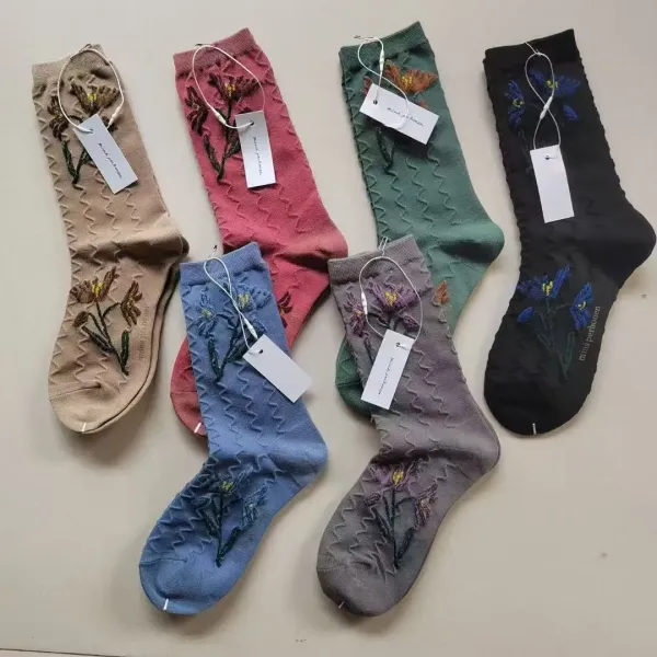 Design Embroidered Floral Black Socks - 2