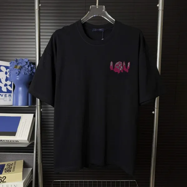 Design LUV Graphic Print Black T-Shirt Tops.t Shirts - 1
