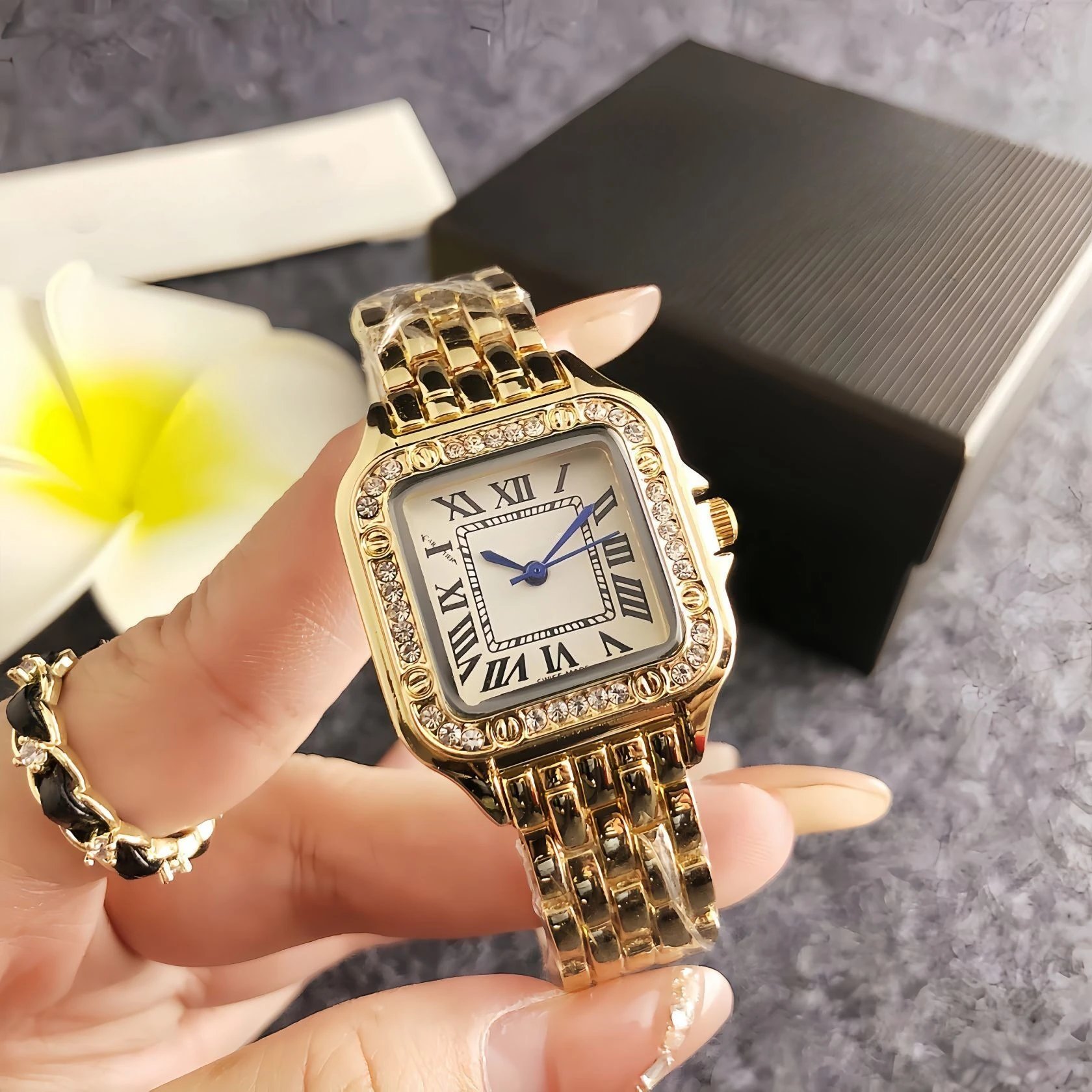 Design Square Dial Crystal-Embellished Gold Watch Watches - 5