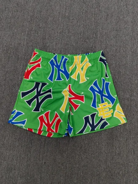 New York Yankees All-Over Logo Mesh Shorts Green Multicolor - 1