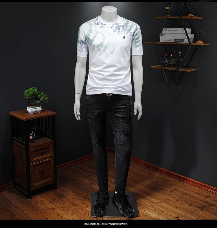 Design Graphic Print Crocodile Texture Black T-Shirt - 10