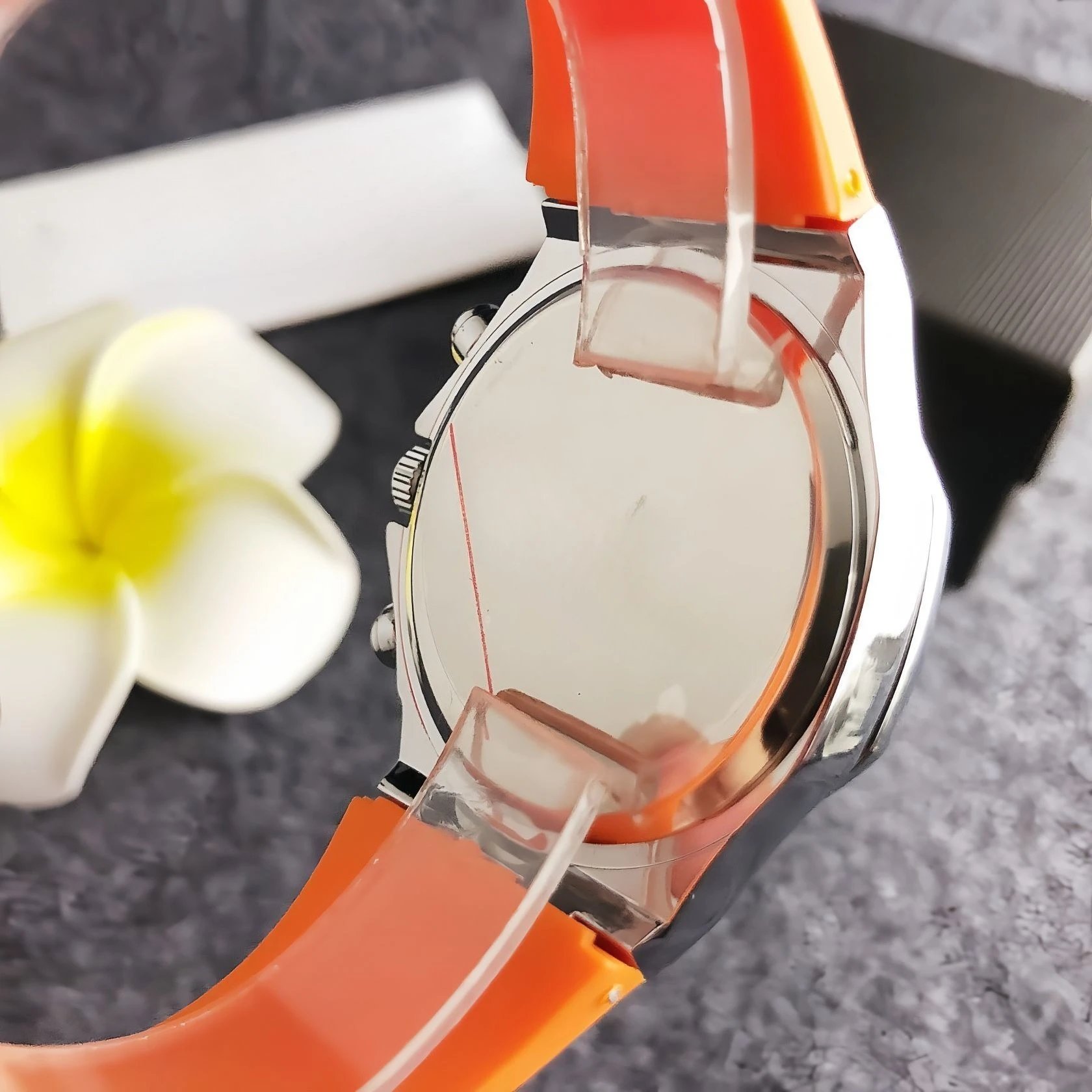 Design Chronograph Watch Rose Gold White Silicone Strap Watches - 19