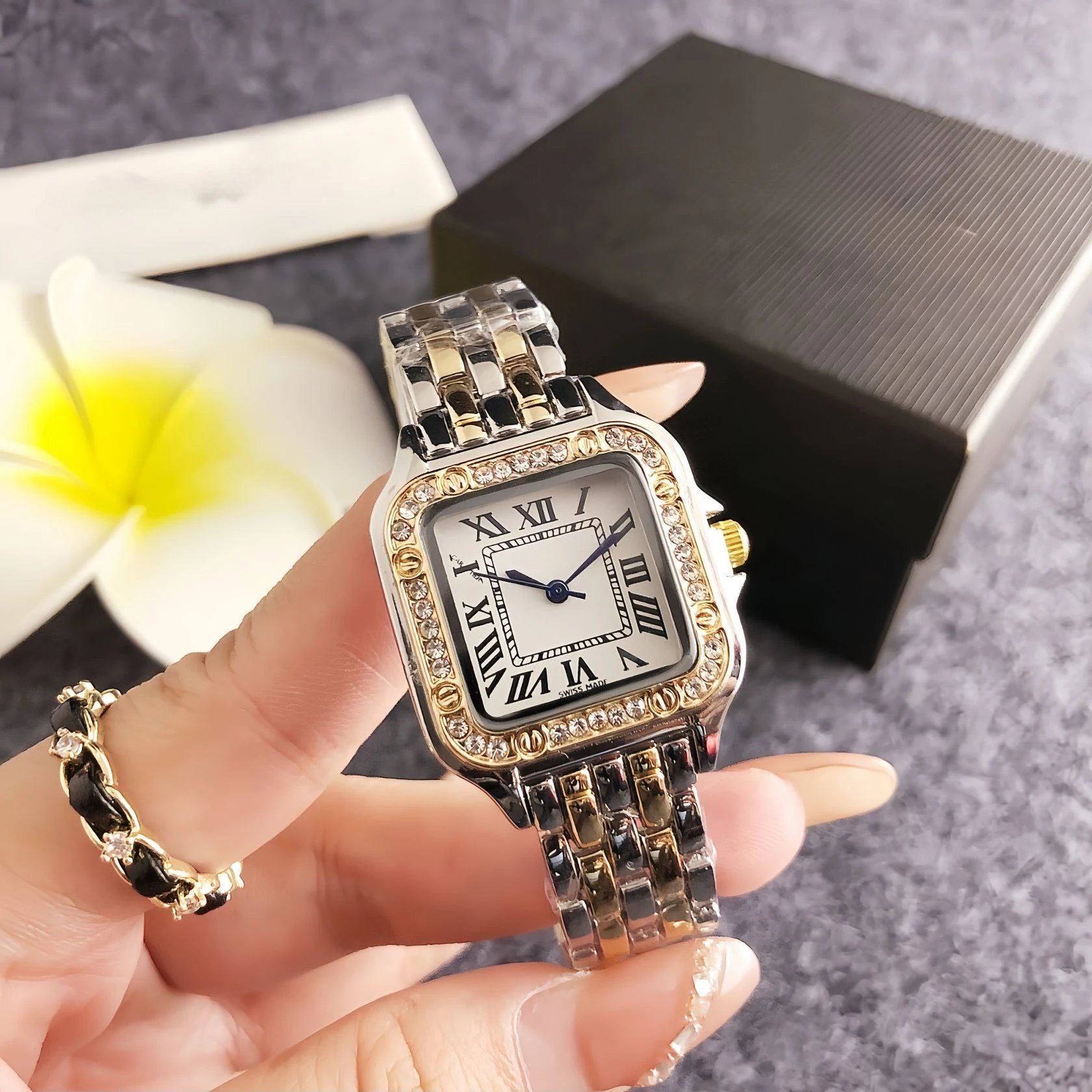 Design Square Dial Crystal-Embellished Gold Watch Watches - 6