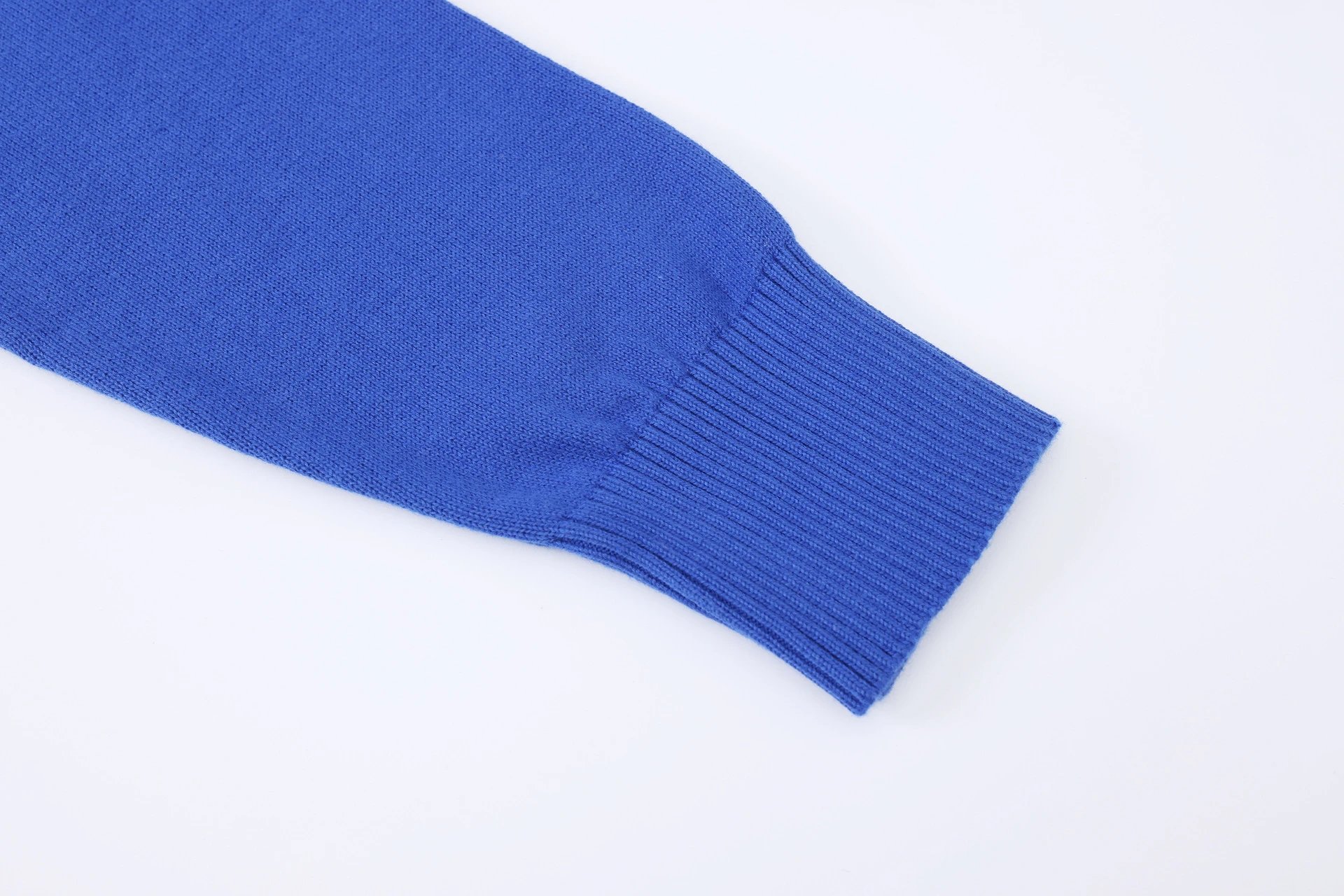 Design Classic Crewneck Sweater Royal Blue - 9