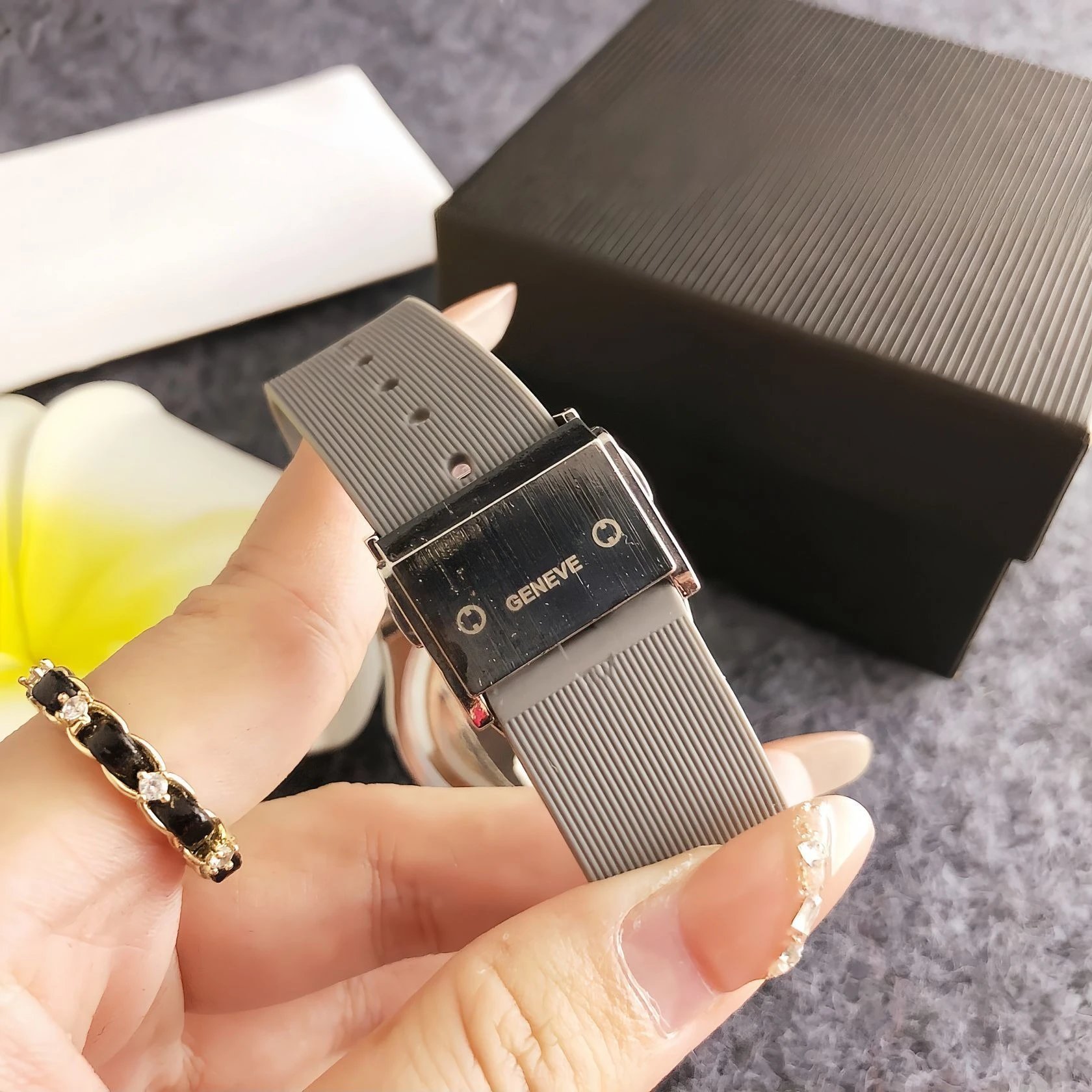 Hublot Classic Fusion Automatic Silver Dial with Baguette-Cut Crystal Bezel Watch Watches - 14