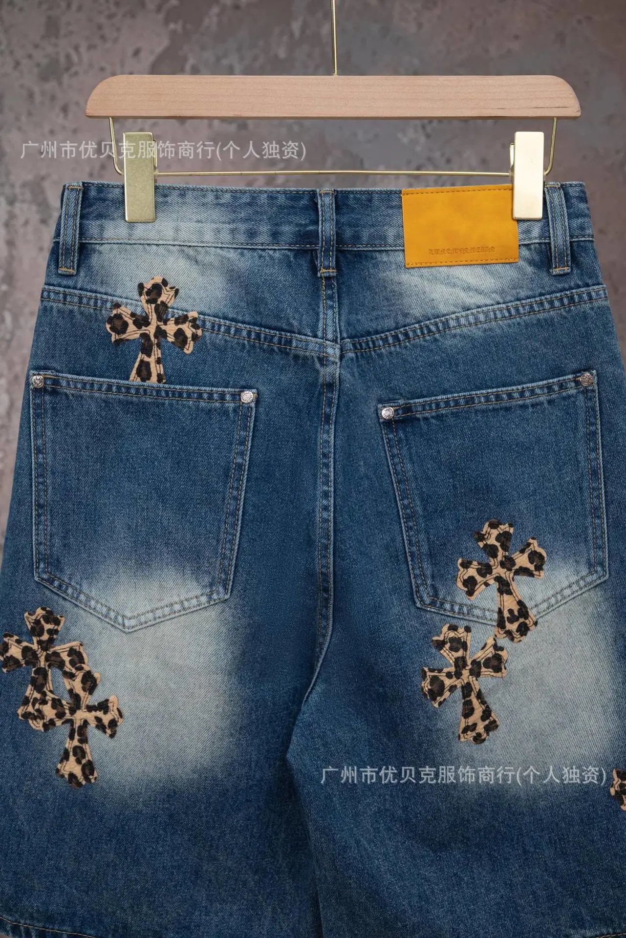 Design Leopard Cross Embroidered Distressed Denim Shorts - 9