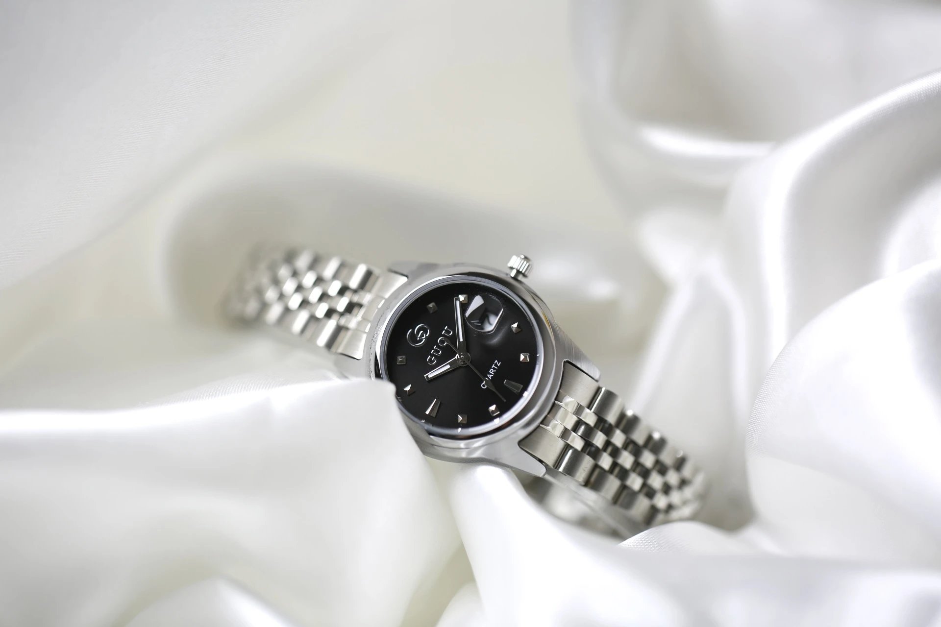 Gucci G-Timeless Quartz Watch Burgundy Dial Silver Stainless Steel Bracelet Watches - 7