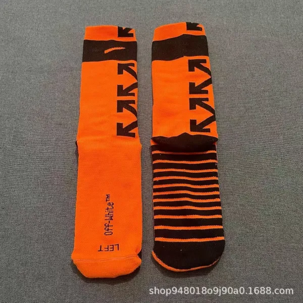 Off-White Arrow Pattern Crew Socks Black White - 6