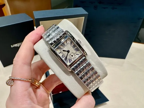 Cartier Tank Must Silver-Plated Steel Watch Watches - 3