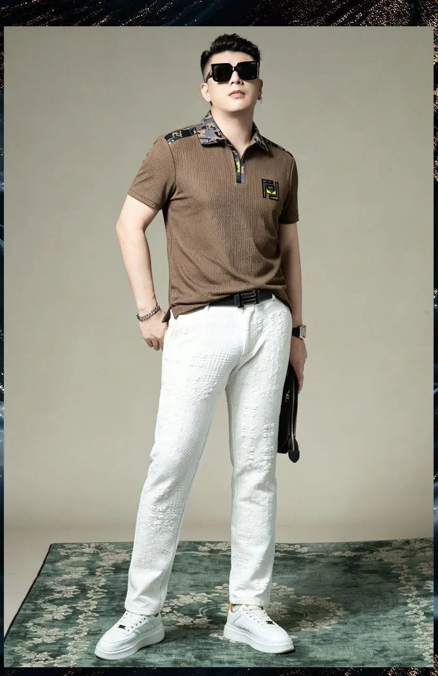 Fendi Logo-Embellished Camo-Shoulder Polo Black Polo Shirt - 11