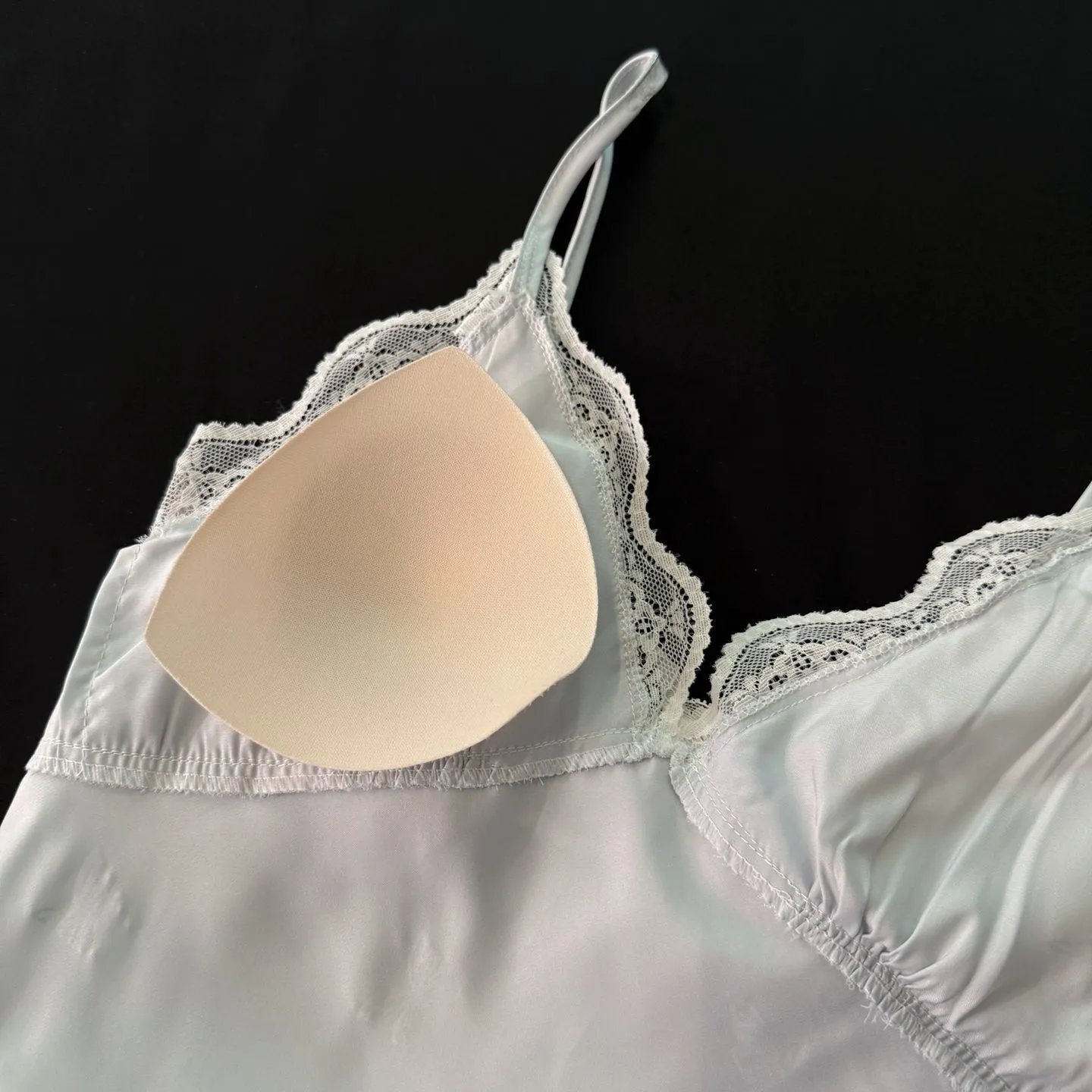 Design Virginia's Dreams Butterfly Lace Trim Satin Slip Dress Sleepwear - 11