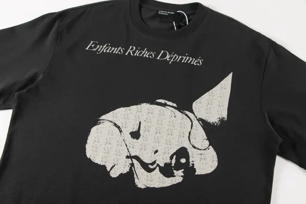 Design Exposed Christina Graphic Print Black T-Shirt - 7