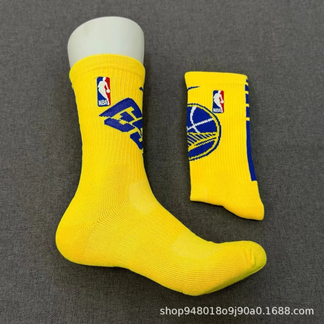 NBA Logo Crew Socks White - 13