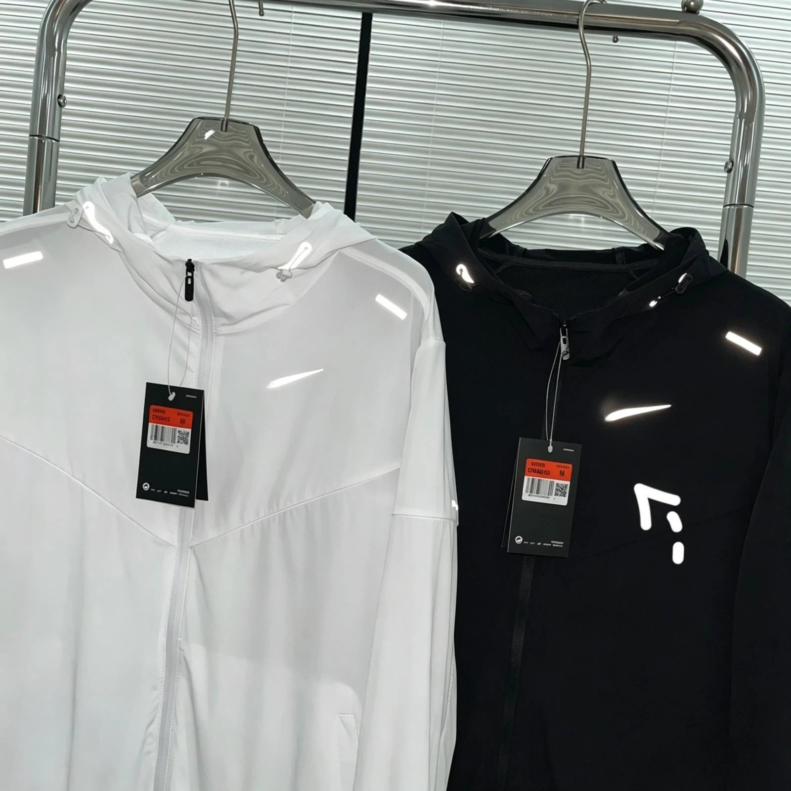 Nike Windrunner Hooded Jacket White + Black Shorts Windbreaker - 8