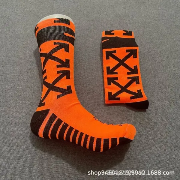 Off-White Arrow Pattern Crew Socks Black White - 4