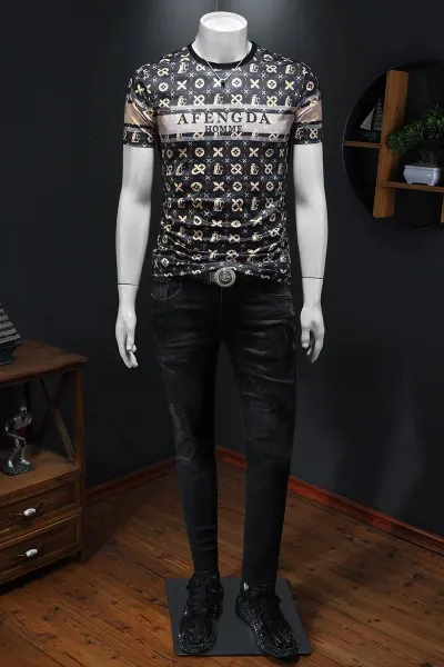 Design AFENGDA Homme Monogram Print Brown T-Shirt T-Shirts - 3