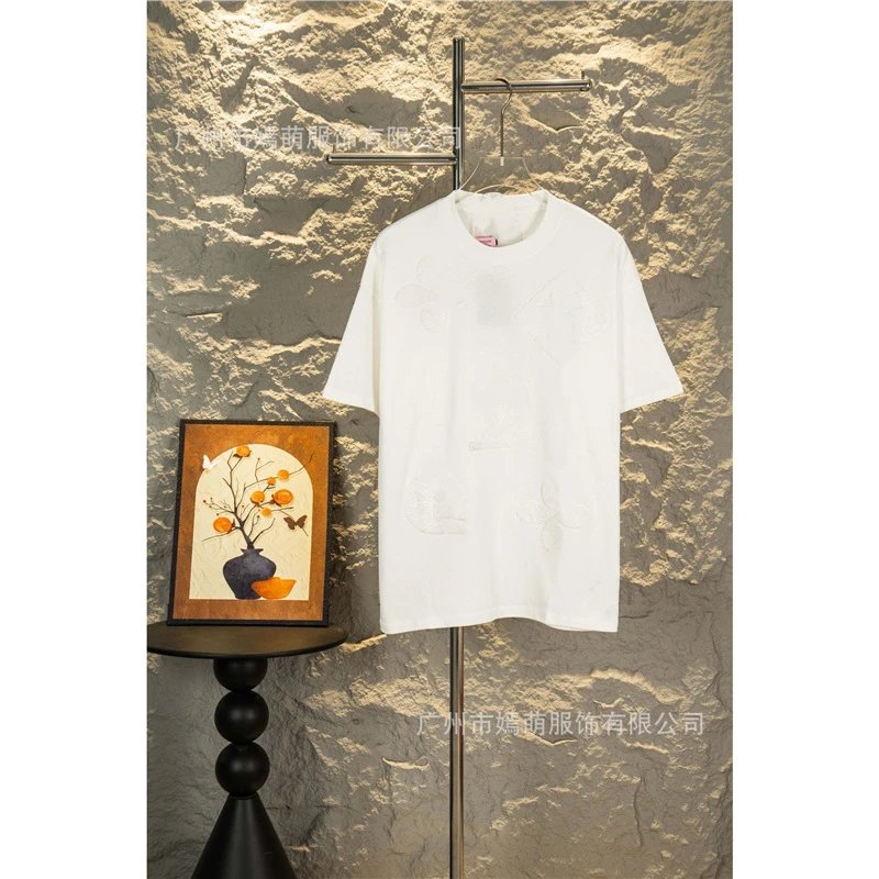 Design Embroidered Floral White T-Shirt - 1