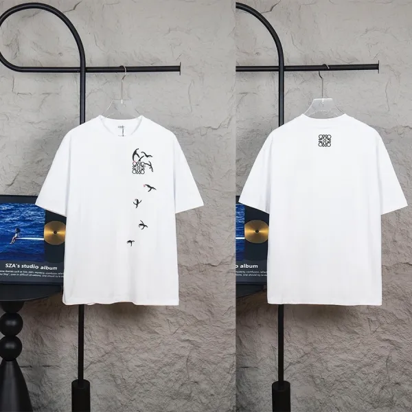 Louis Vuitton Graphic Print T-Shirt White - 20