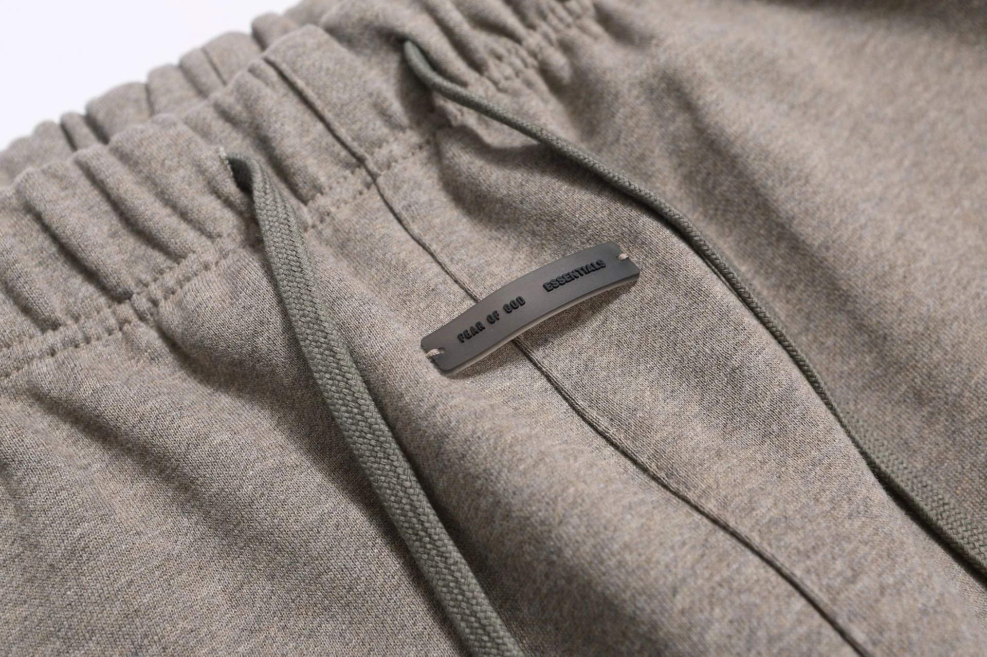 Fear of God Essentials Sweatpants Coral - 11
