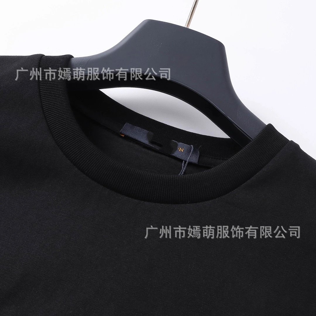 Louis Vuitton Logo Graphic Print White T-Shirt - 17