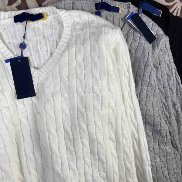 Design Cable Knit V-Neck Sweater White - 11