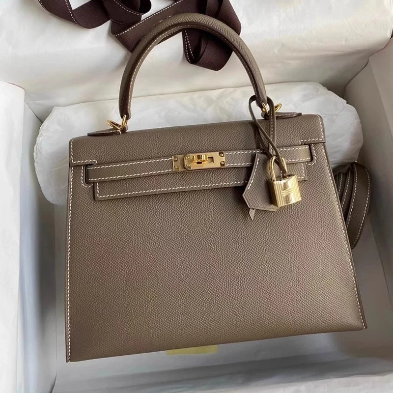 Hermès Kelly 25cm Epsom Gris Tourterelle Gold Hardware Handbag