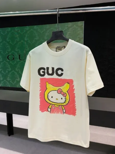 Gucci x Sanrio Hello Kitty Banana Print Cream T-Shirt - 6