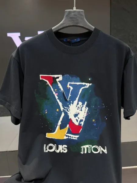 Louis Vuitton LV Logo Embellished Black T-Shirt - 20