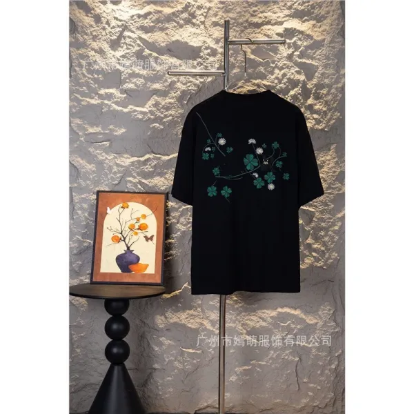 Design Floral Embroidered Black T-Shirt - 1