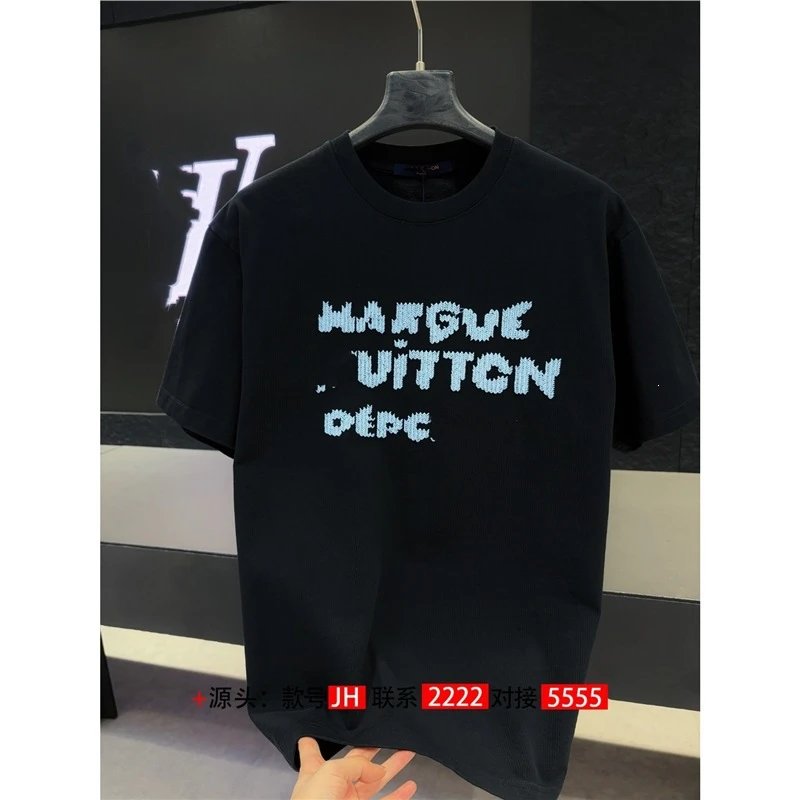Design Pixelated Text Graphic Black T-Shirt Tops.t Shirts - 1