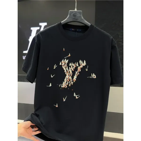 Design Bird Motif Embroidered Black T-Shirt - 1