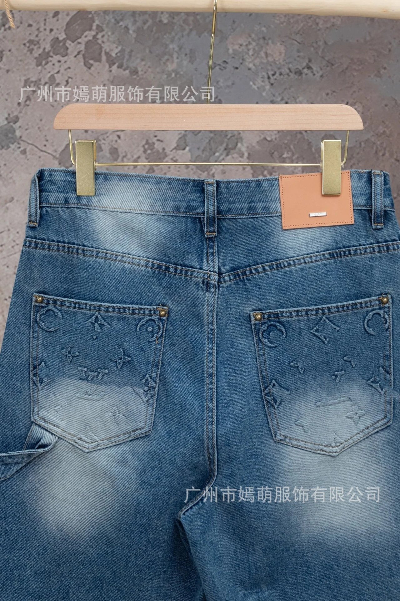 Design Denim Shorts Black with Embroidered Logo - 10